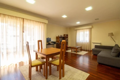 Apartamento T3 para Venda em Oliveira do Douro
