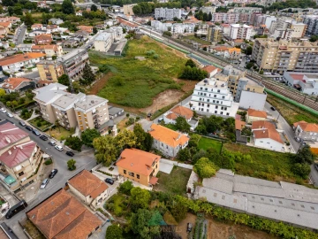 Moradia T4 para Venda em Vila Nova de Famalicão e Calendário