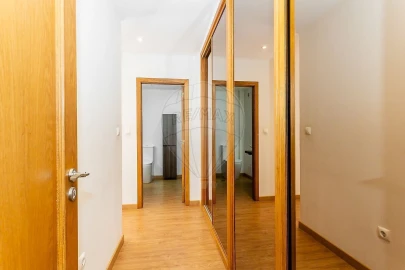 Apartamento T3 para Venda em Agualva e Mira-Sintra