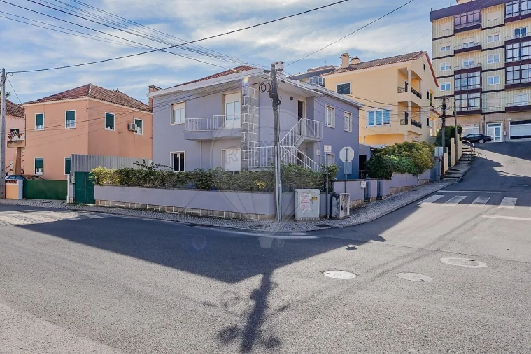 Moradia T4 para Venda em Alhandra, São João dos Montes e Calhandriz Foto 2