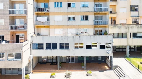 Escritório para Venda em Mafamude e Vilar do Paraíso