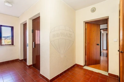 Apartamento T3 para Venda em Algueirão-Mem Martins