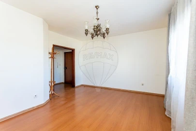 Apartamento T3 para Venda em Algueirão-Mem Martins
