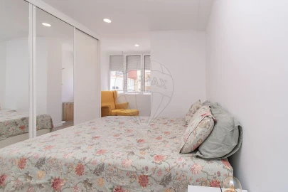 Apartamento T2 para Venda em São Domingos de Benfica