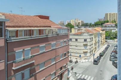 Apartamento T2 para Venda em São Domingos de Benfica