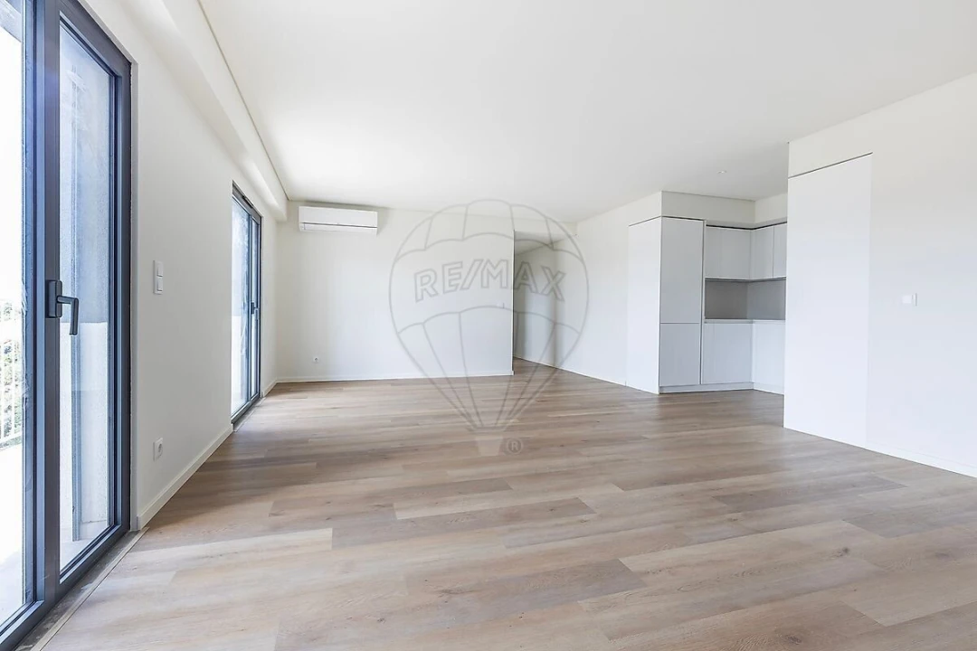 Apartamento T3 para Venda em Lumiar Foto 4