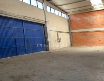 Armazém para Venda em Quinta do Anjo