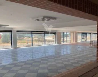 Armazém para Venda em Quinta do Anjo