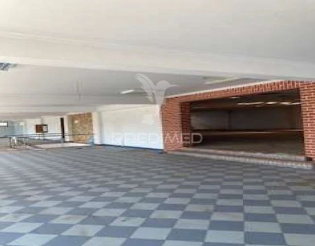 Armazém para Venda em Quinta do Anjo Foto 15