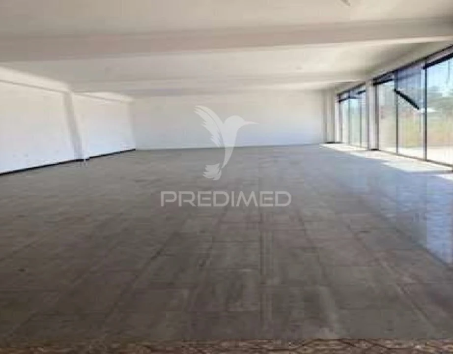 Armazém para Venda em Quinta do Anjo Foto 12