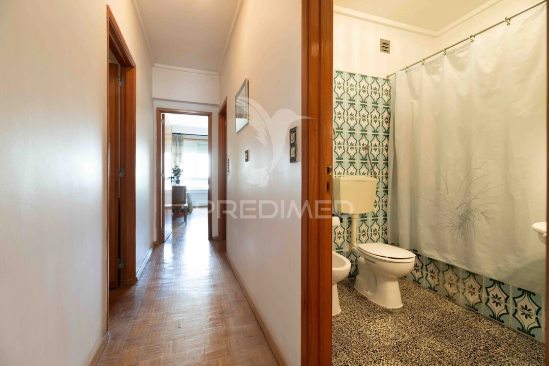 Apartamento T4 para Venda em Moscavide e Portela Foto 18