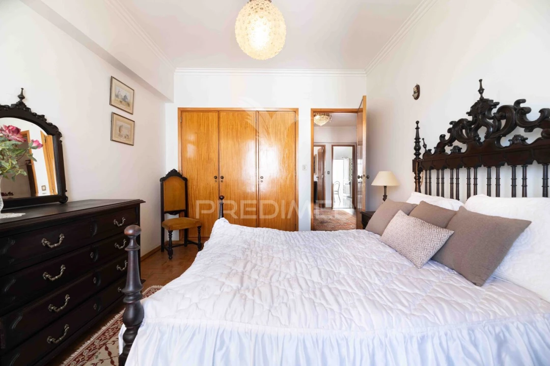 Apartamento T4 para Venda em Moscavide e Portela Foto 6