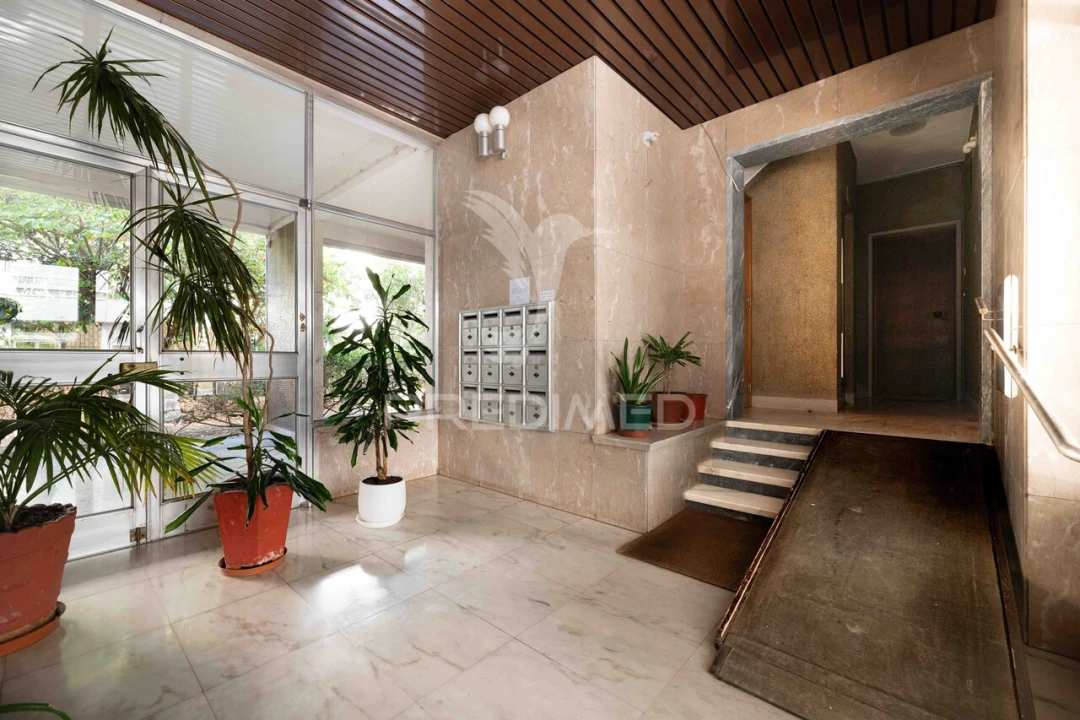 Apartamento T4 para Venda em Moscavide e Portela Foto 27