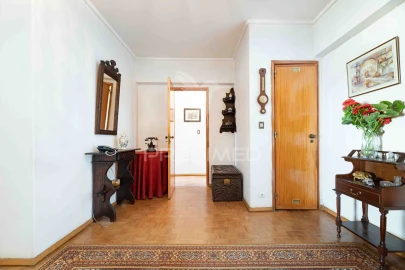 Apartamento T4 para Venda em Moscavide e Portela