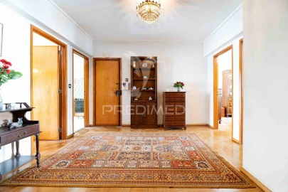 Apartamento T4 para Venda em Moscavide e Portela