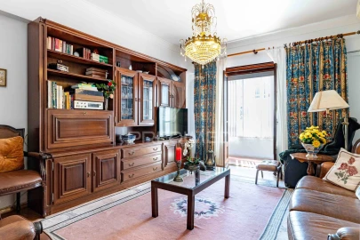 Apartamento T4 para Venda em Moscavide e Portela