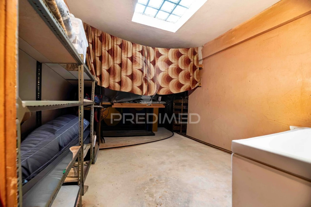 Apartamento T4 para Venda em Moscavide e Portela Foto 24