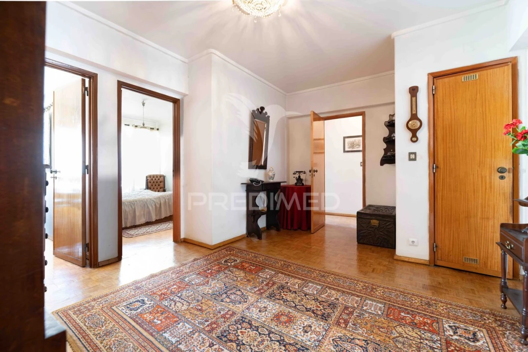 Apartamento T4 para Venda em Moscavide e Portela Foto 8