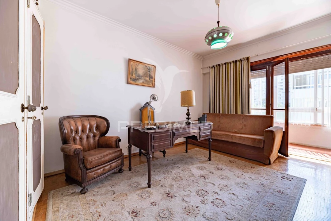 Apartamento T4 para Venda em Moscavide e Portela Foto 17