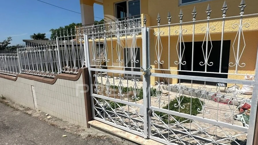 Moradia T3 para Venda em Santa Maria de Lamas