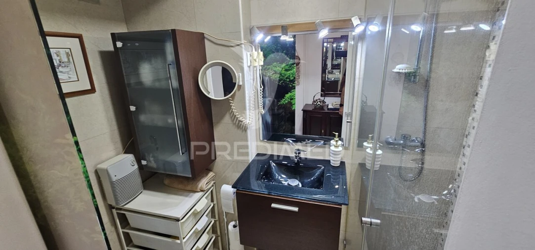 Apartamento T2 para Venda em Carcavelos e Parede Foto 7