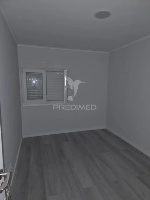 Apartamento T3 para Venda em Laranjeiro e Feijó