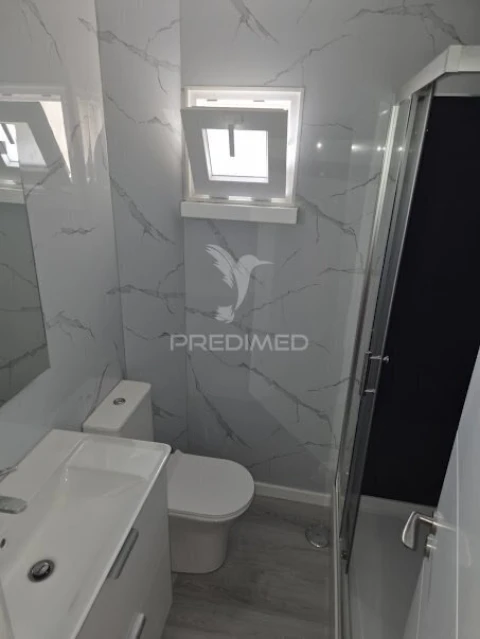Apartamento T3 para Venda em Laranjeiro e Feijó