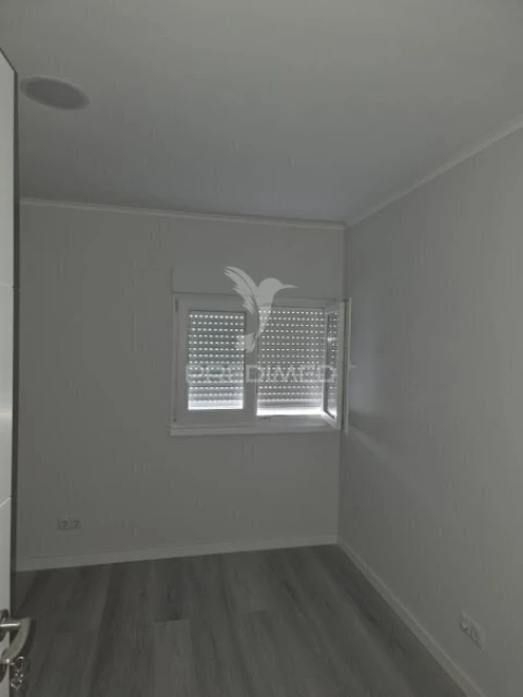 Apartamento T3 para Venda em Laranjeiro e Feijó