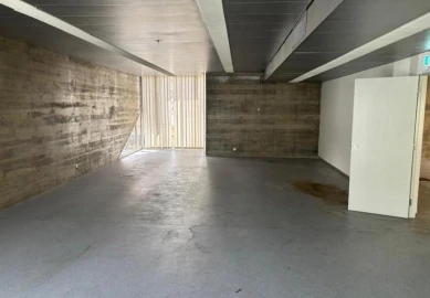 Loja para Venda em Malveira e São Miguel de Alcainça