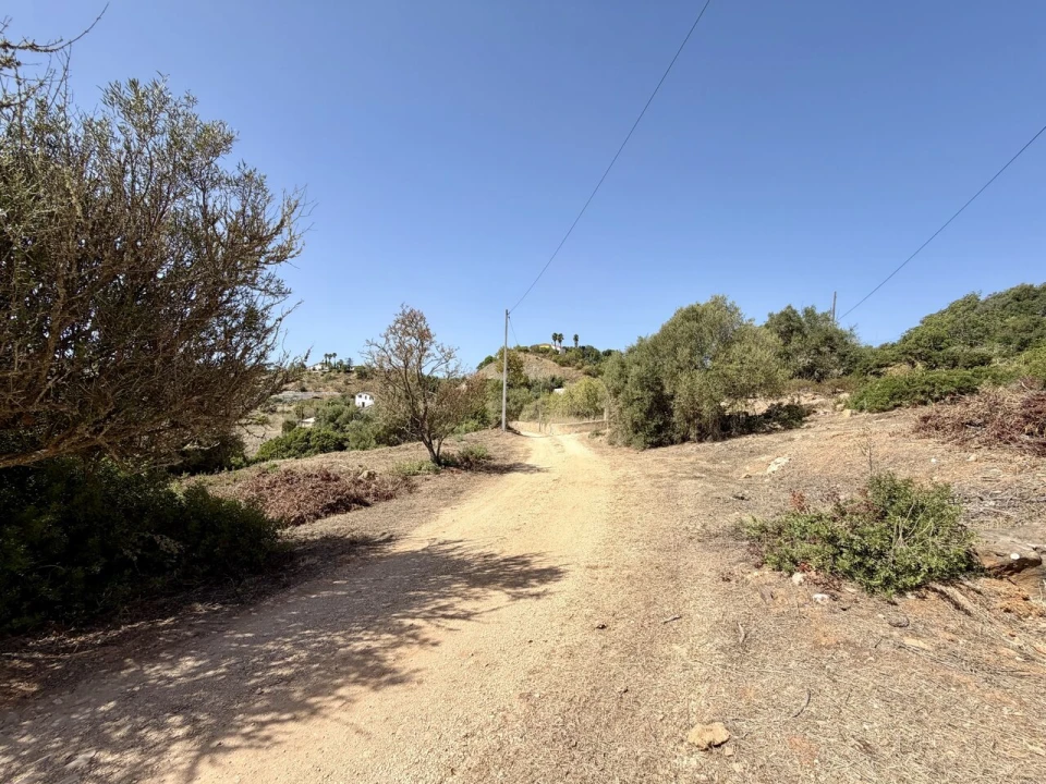 Terreno para Venda em Lagos (São Sebastião e Santa Maria) Foto 8