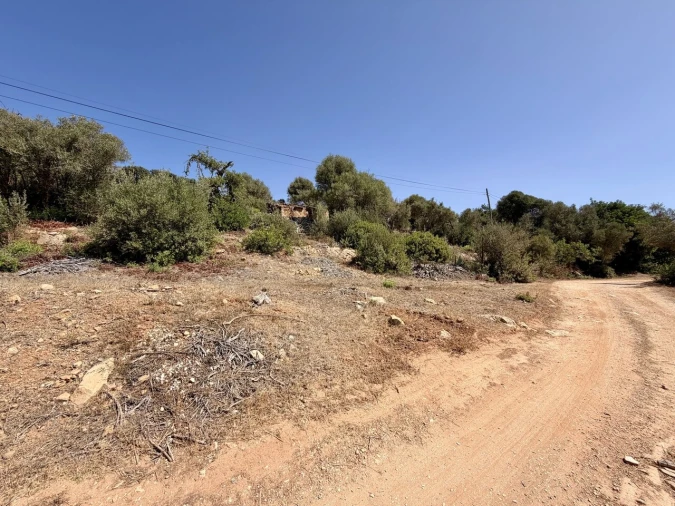 Terreno para Venda em Lagos (São Sebastião e Santa Maria) Foto 4