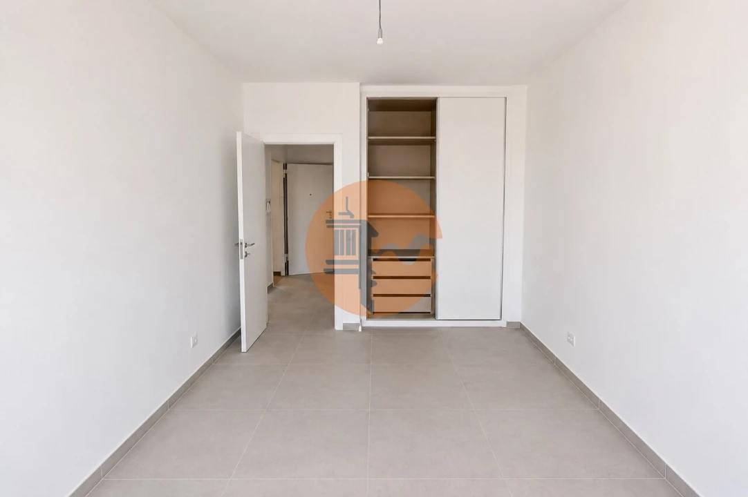 Apartamento T3 para Venda em São Brás de Alportel Foto 9