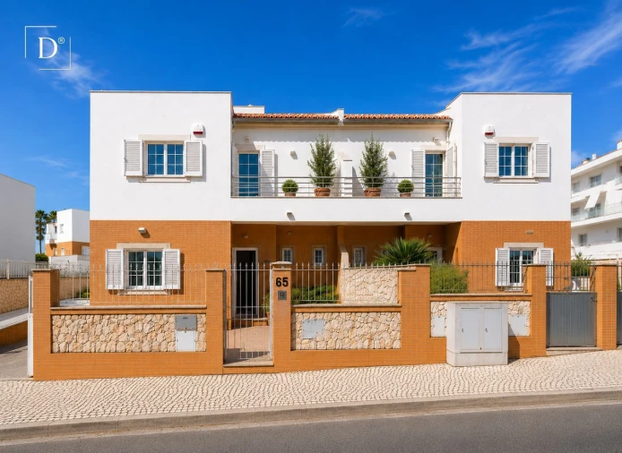 Moradia T3 para Venda em Albufeira e Olhos de Água Foto 2
