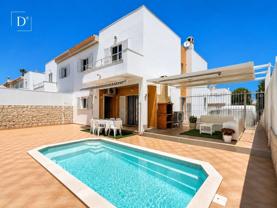 Moradia T3 para Venda em Albufeira e Olhos de Água Foto 1