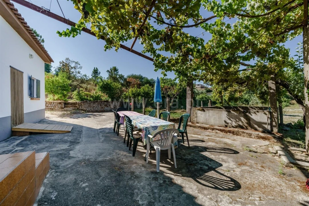 Quinta T4 para Venda em Peraboa Foto 16