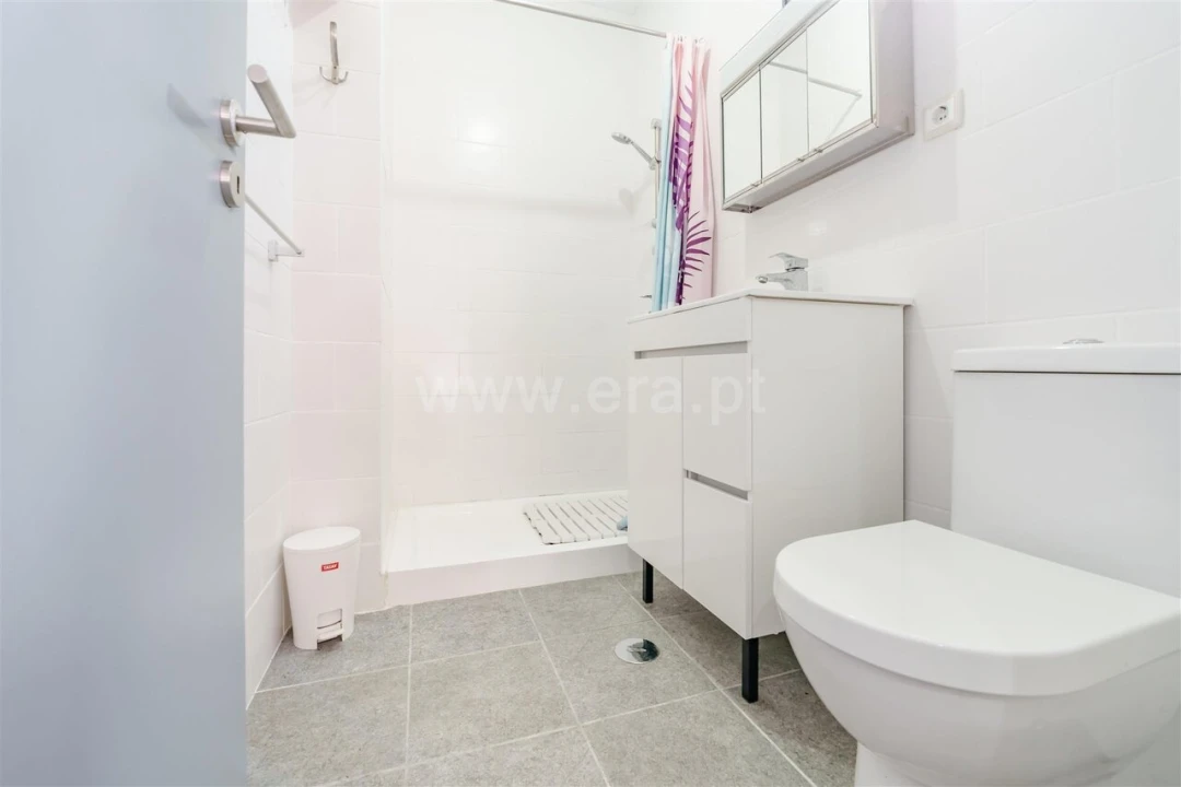Quinta T4 para Venda em Peraboa Foto 11