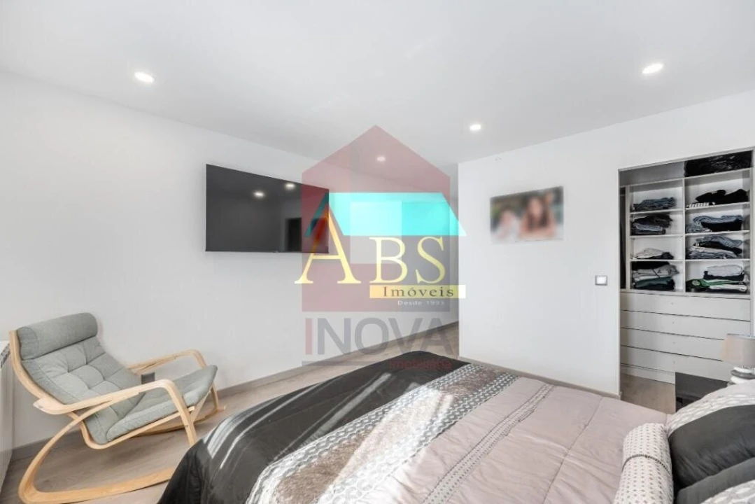 Apartamento T3 para Venda em Vila Verde e Barbudo Foto 18