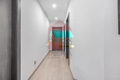 Apartamento T3 para Venda em Vila Verde e Barbudo
