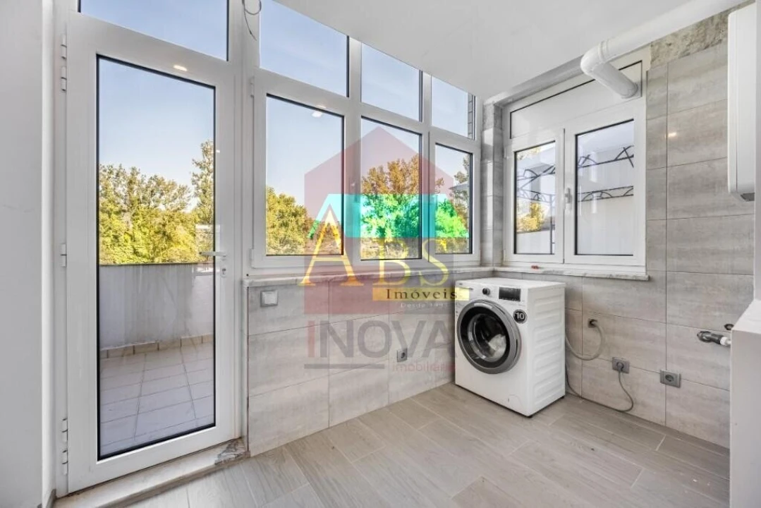 Apartamento T3 para Venda em Vila Verde e Barbudo Foto 6