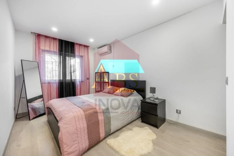 Apartamento T3 para Venda em Vila Verde e Barbudo Foto 11