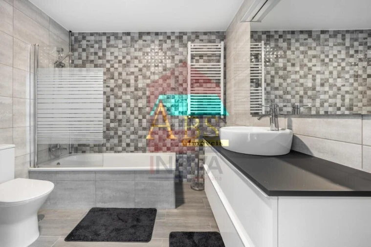 Apartamento T3 para Venda em Vila Verde e Barbudo Foto 15