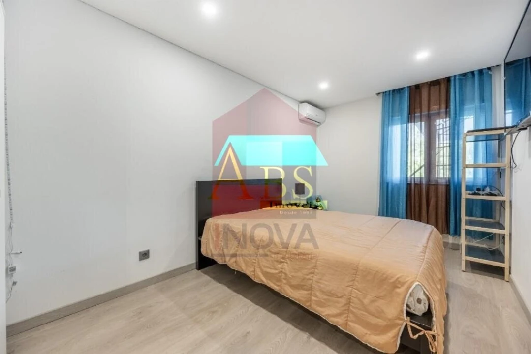 Apartamento T3 para Venda em Vila Verde e Barbudo Foto 9
