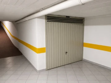 Loja para Venda em Falagueira-Venda Nova