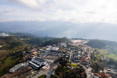 Terreno para Venda em Penhalonga e Paços de Gaiolo