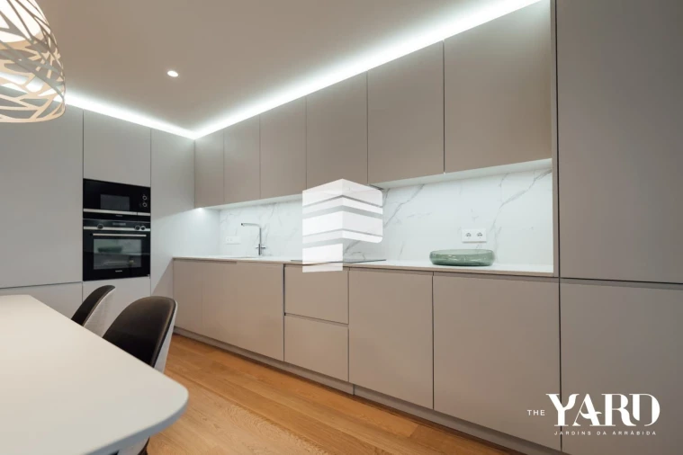 Apartamento T2 para Venda em Santa Marinha e São Pedro da Afurada Foto 2