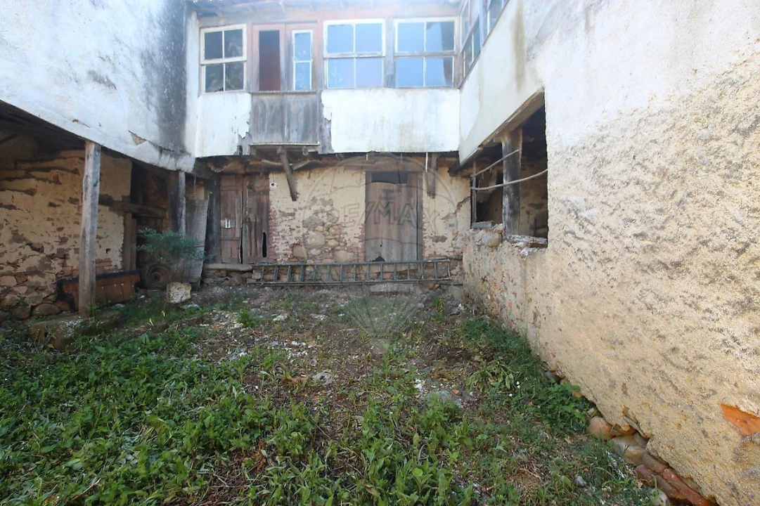 Moradia T4 para Venda em Pombeiro da Beira Foto 16