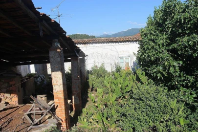 Moradia T4 para Venda em Pombeiro da Beira