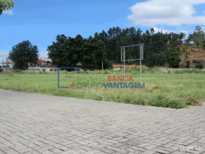 Terreno P/ Prédio para Venda em Taveiro, Ameal e Arzila Foto 2