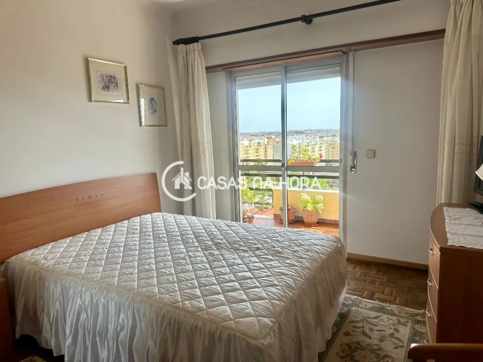 Apartamento T1 para Venda em Falagueira-Venda Nova Foto 4