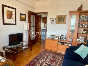 Apartamento T1 para Venda em Falagueira-Venda Nova